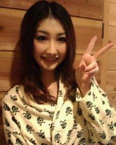 水岛津实电梯红衣视频,真相与争议交织