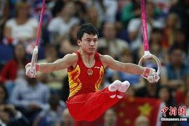 明星佩戴平衡木,明星们的平衡木时尚秀场