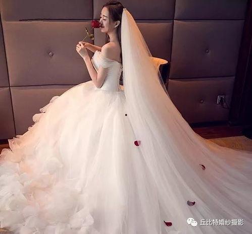 进口白色婚纱丝袜,诠释浪漫与优雅的进口时尚单品